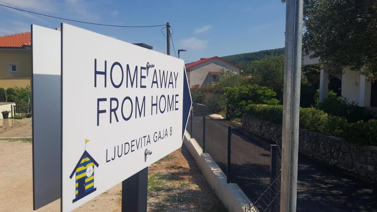 Home Away From Home With A Heated Pool Punat Luaran gambar