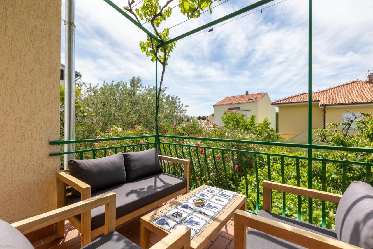 Home Away From Home With A Heated Pool Punat Luaran gambar