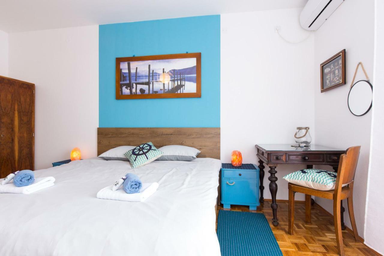 Home Away From Home With A Heated Pool Punat Luaran gambar