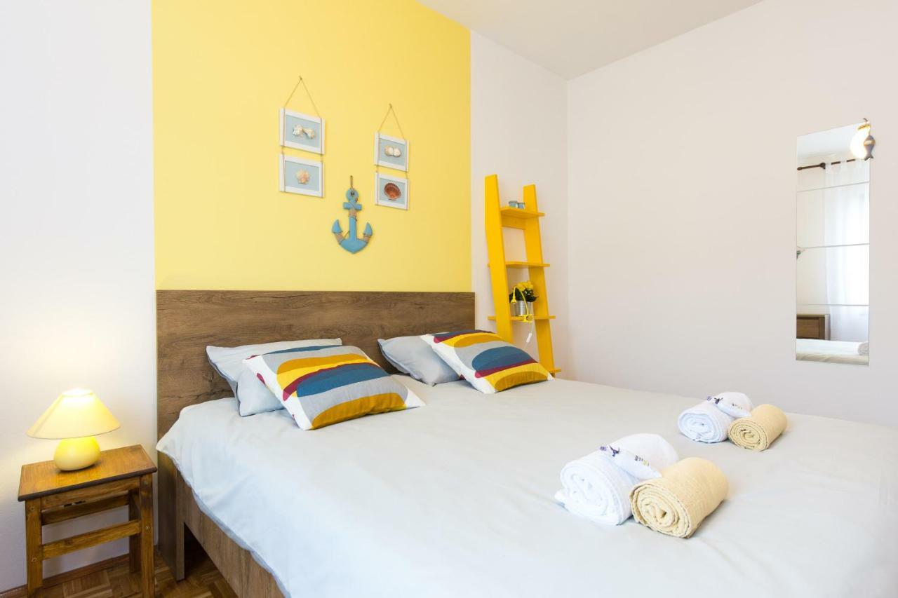 Home Away From Home With A Heated Pool Punat Luaran gambar